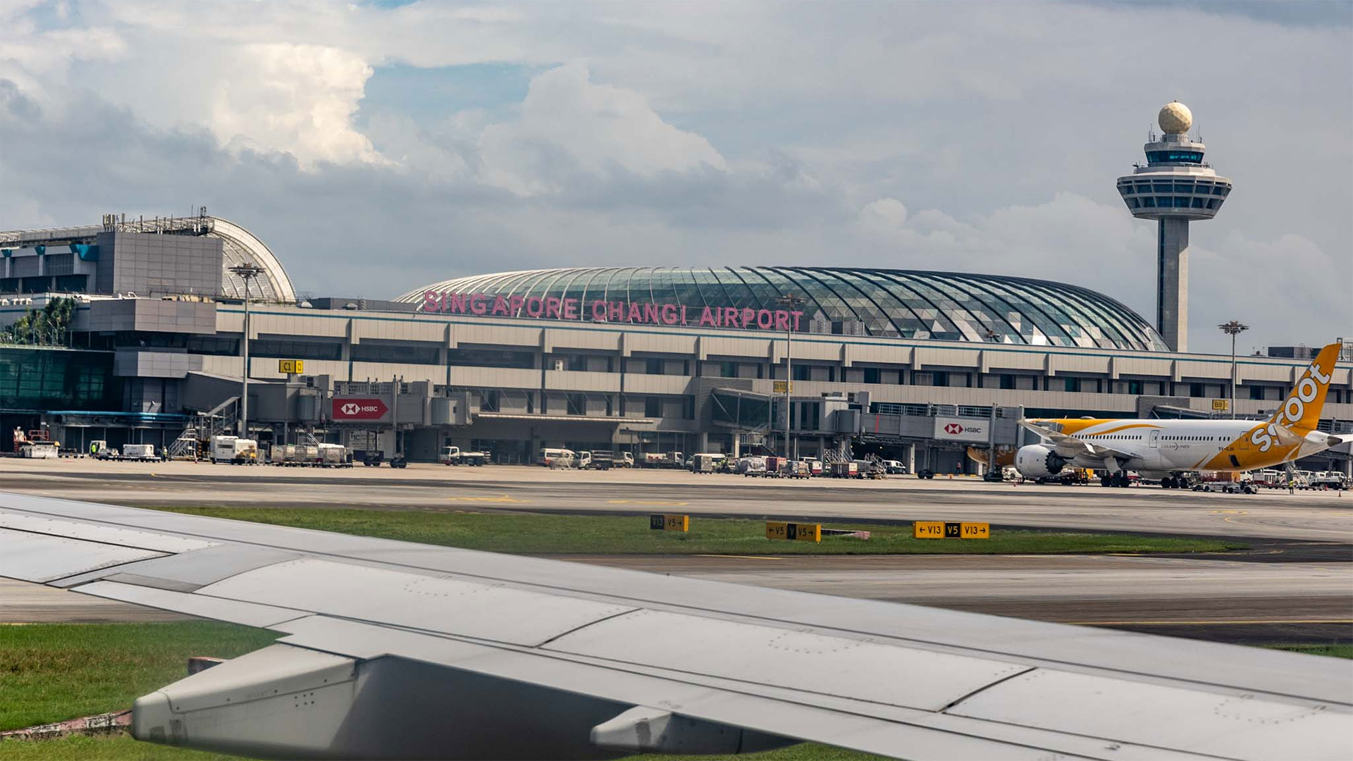 Singapore Changi Airport (SIN)